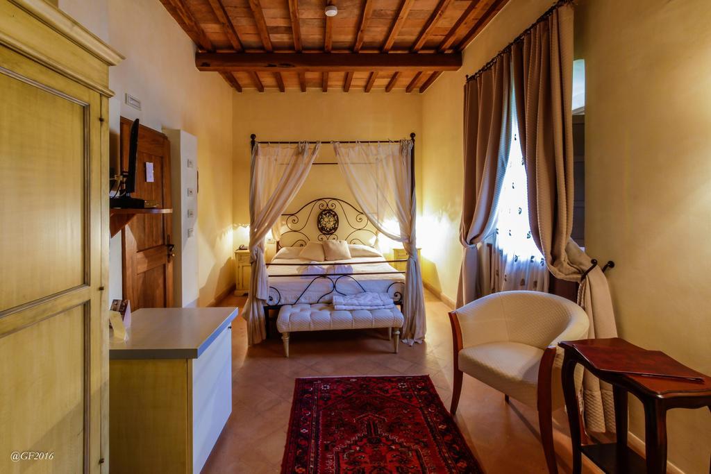San Pietro Sopra Le Acque Resort & Spa มัสซา มาร์ตานา ภายนอก รูปภาพ